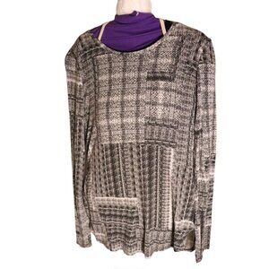 🎊3 FOR $10 DEX WOMENS S/P BLACK & WHITE PATTERNED SHIRT WITH SLITS IN SIDES